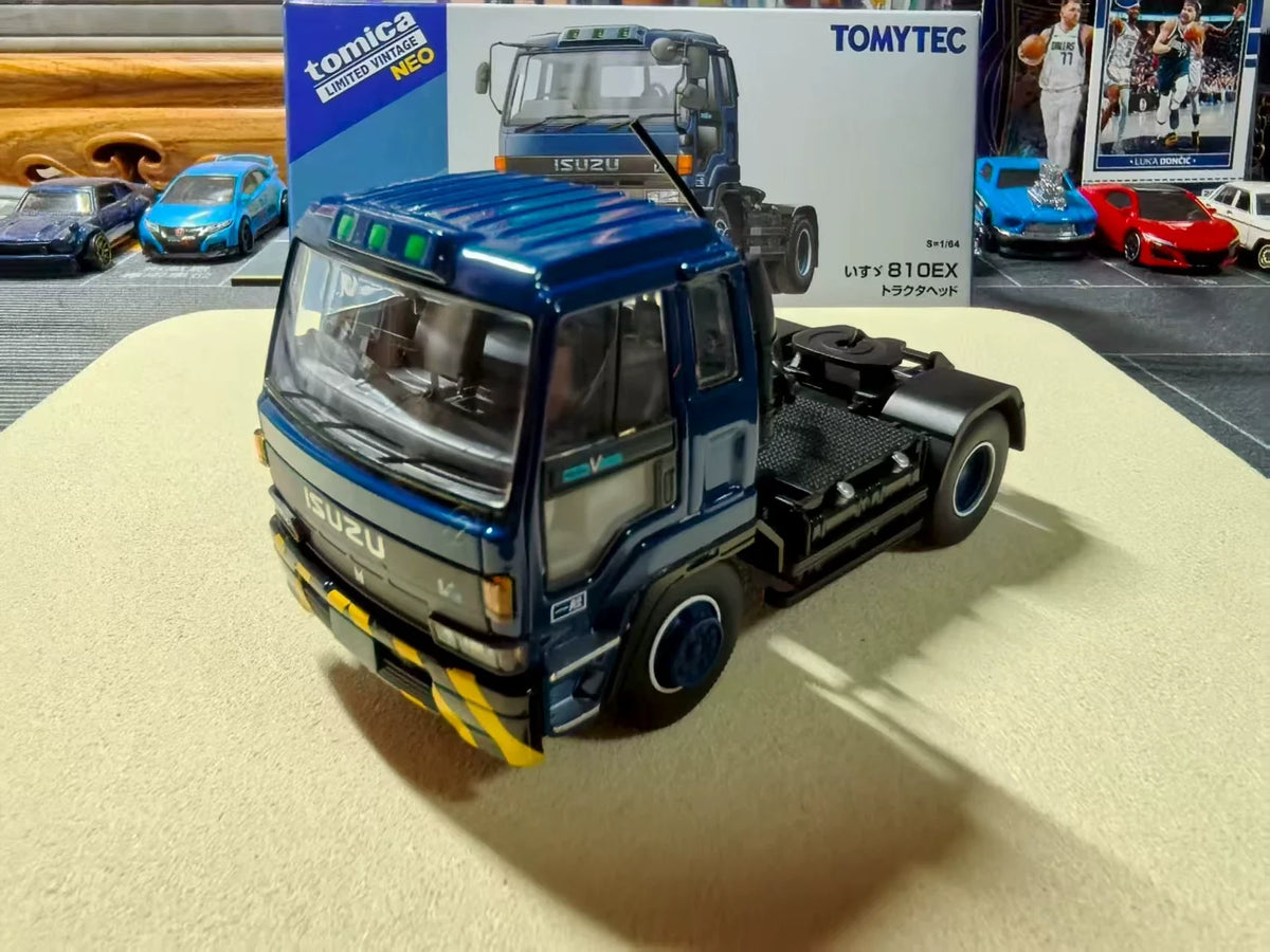 Tomica Limited Vintage TOMYTEC Isuzu 810EX towhead 1/64 alloy model TLV-N347a