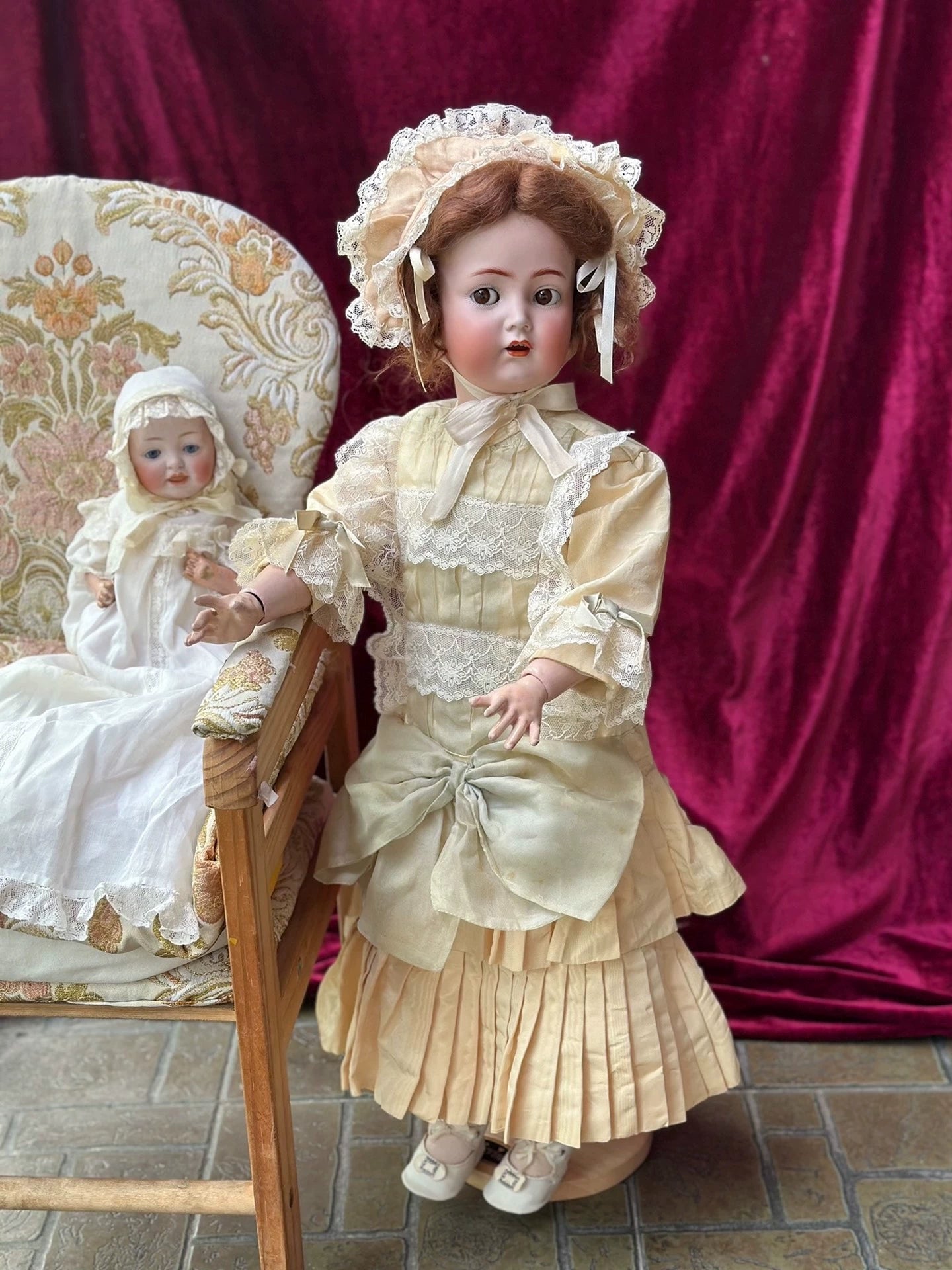 040926-doll-284 Antique doll KR117n German thick soup porcelain head small cross-eye joint body doll with flaws