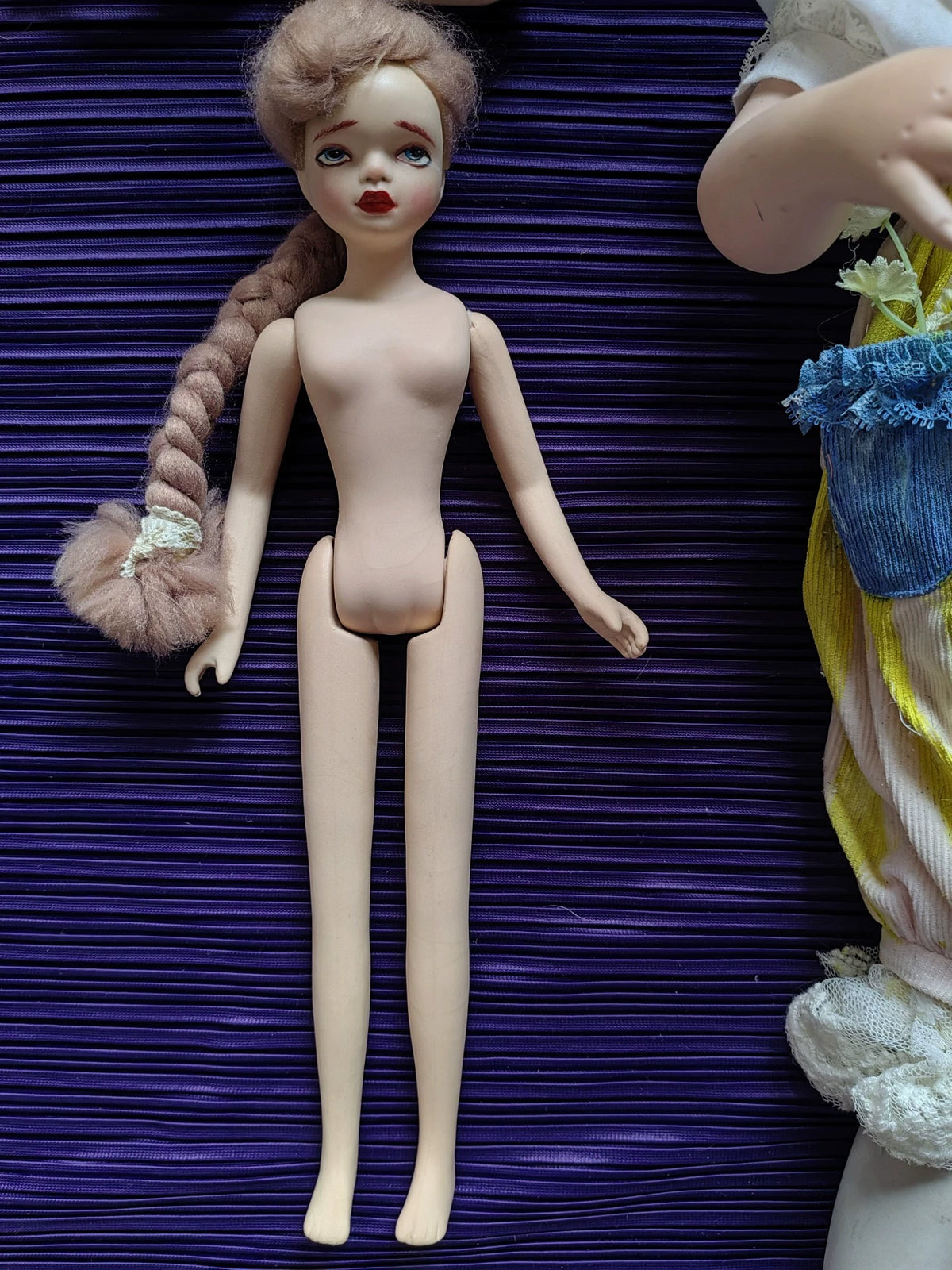 210926-toy-65 Antique ceramic dolls found missing from packaging
