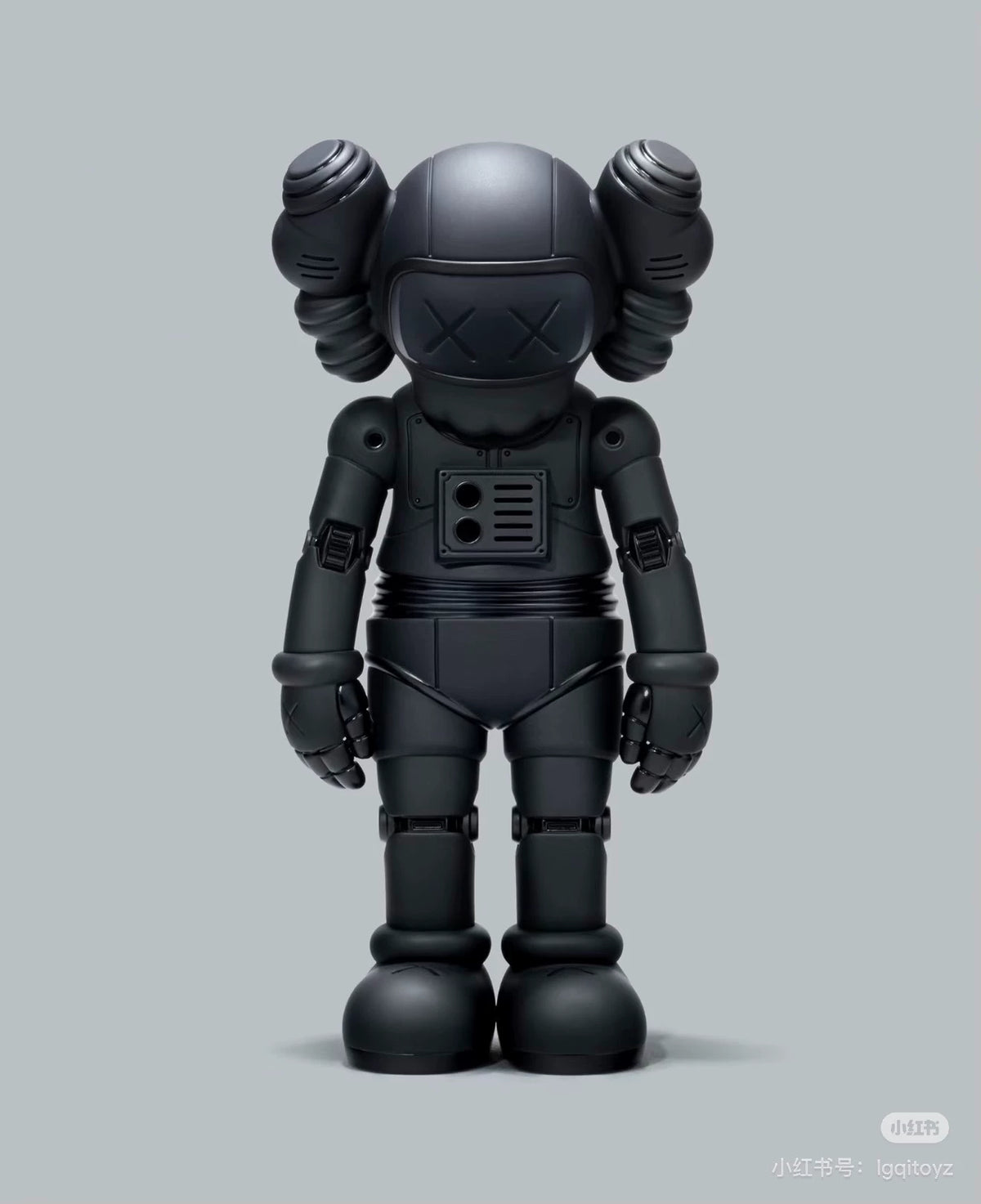 071026-toy-4 KAWS HOLIDAY Hangzhou station purchasing agent channel supports inspec New