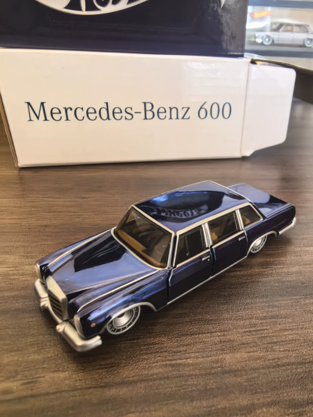 260926-toy-48 Hot Wheels RLC mercedes benz 600