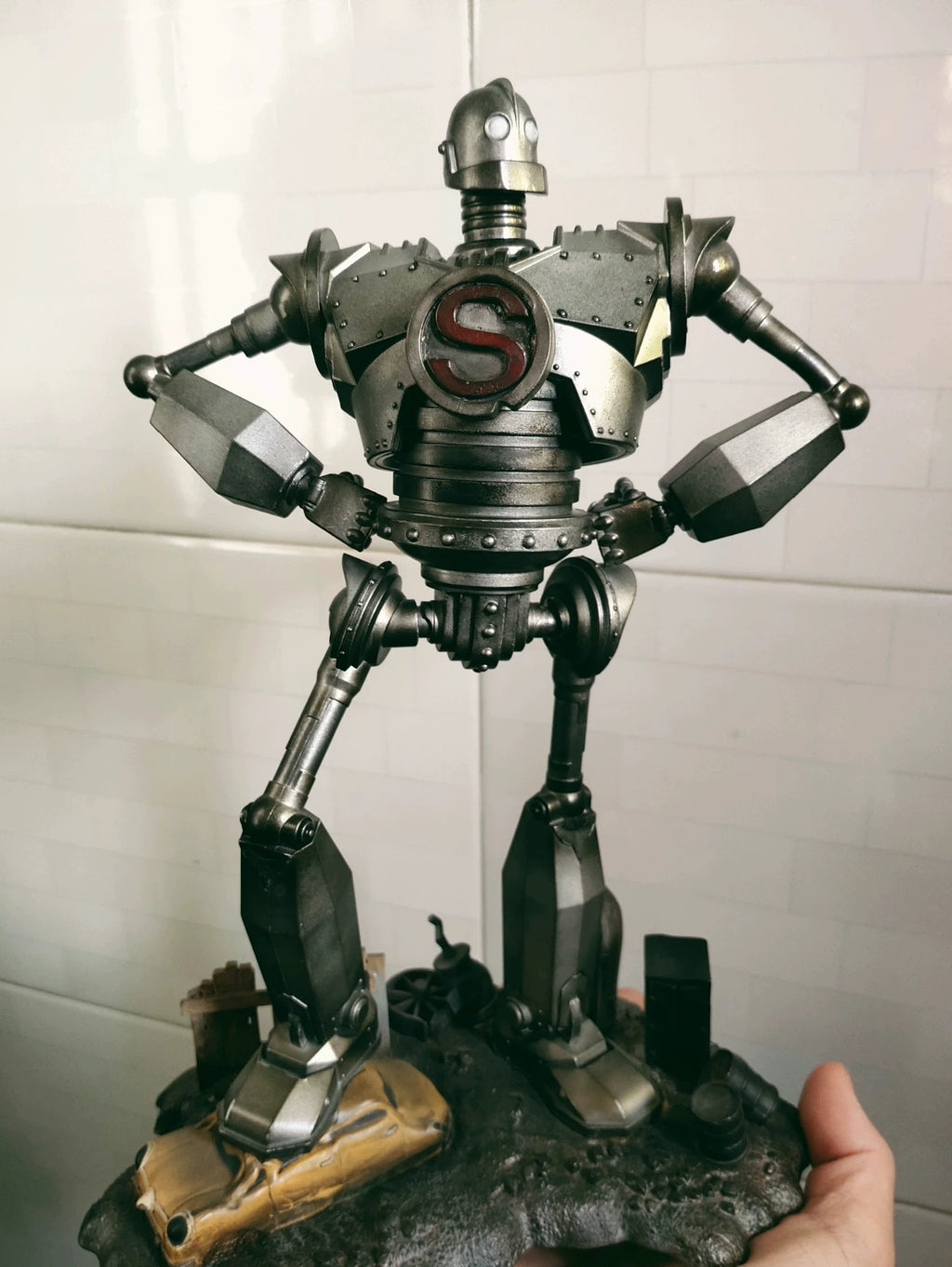 021026-toy-53 DST Iron Giant sideshow 1/6 statue battle damaged painting PVC materia