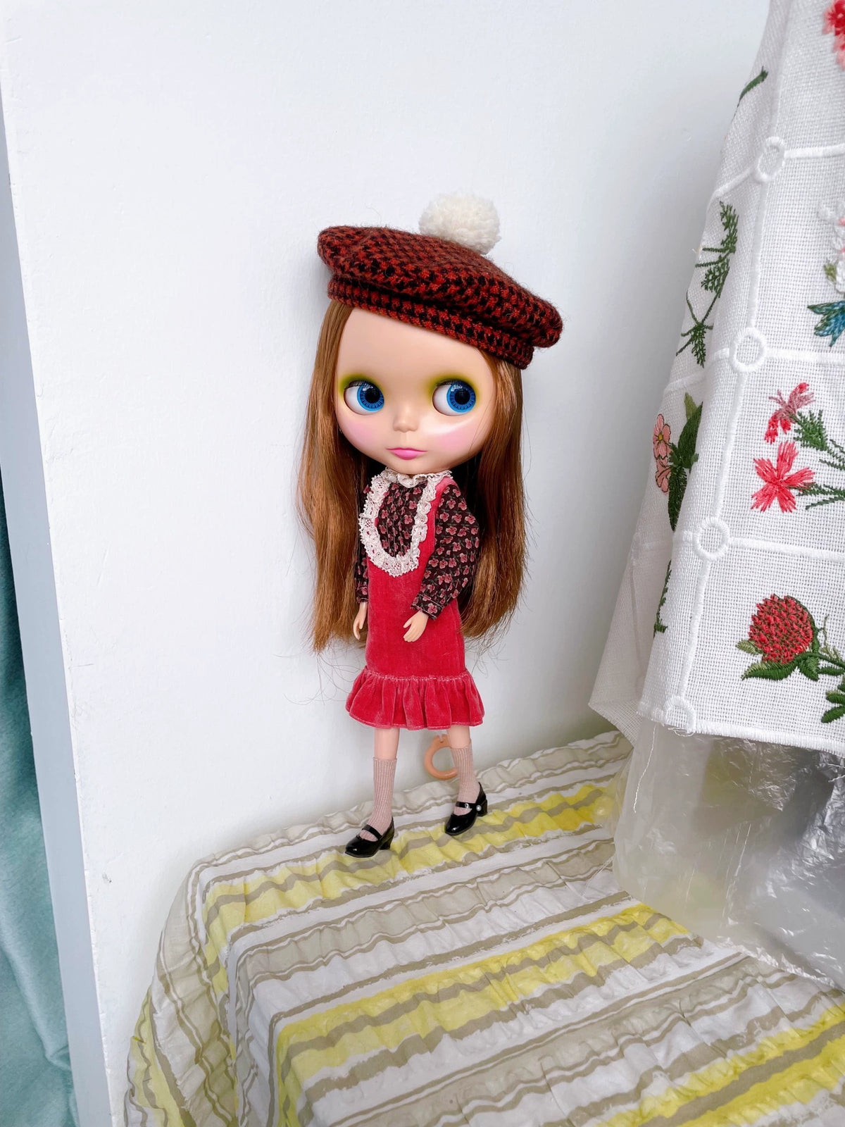 081026-toy-4 Blythe makeover bl dash barco parco mondrian hollywood doll cloth ebl cherry