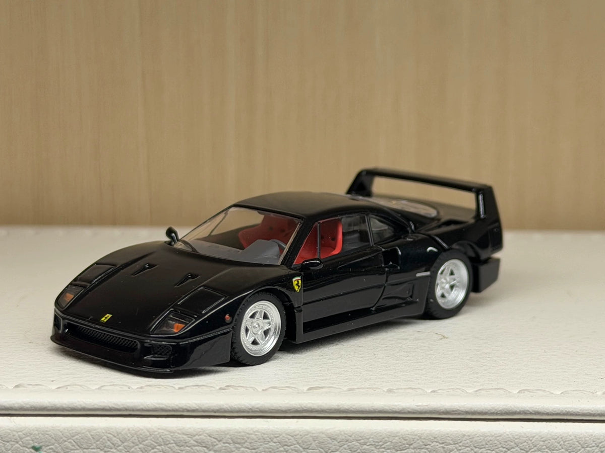 260926-toy-6 Tomica Limited Vintage Domica TLV Neo black Ferrari F40 1/64 scale