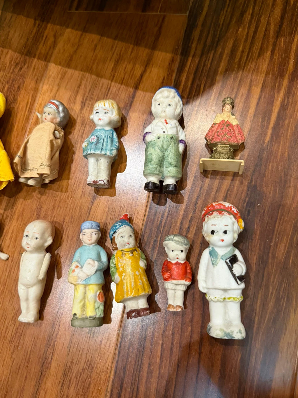 250926-toy-58 Japanese antique doll Charlotte Frozen Charlie house characters