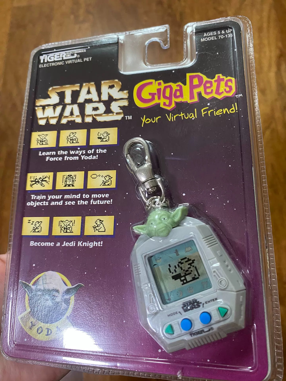 210926-toy-24 Tamagotchi gamewatchTIGER electronic pet Star Wars non-topma songs company