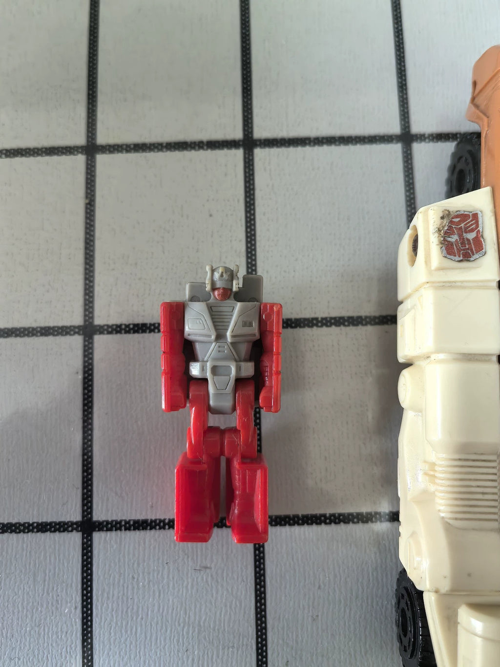 260926-toy-71 Transformers G1 leader warrior old toy Guo Wen Nanhai version no weapons the main b
