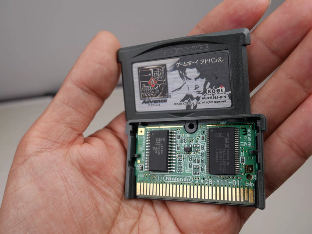 120926-toy-9 gba game, true. Triple Advance, original genuine cassette, bare card, color as shown, chip memory, normal function, free shipping one storage box.