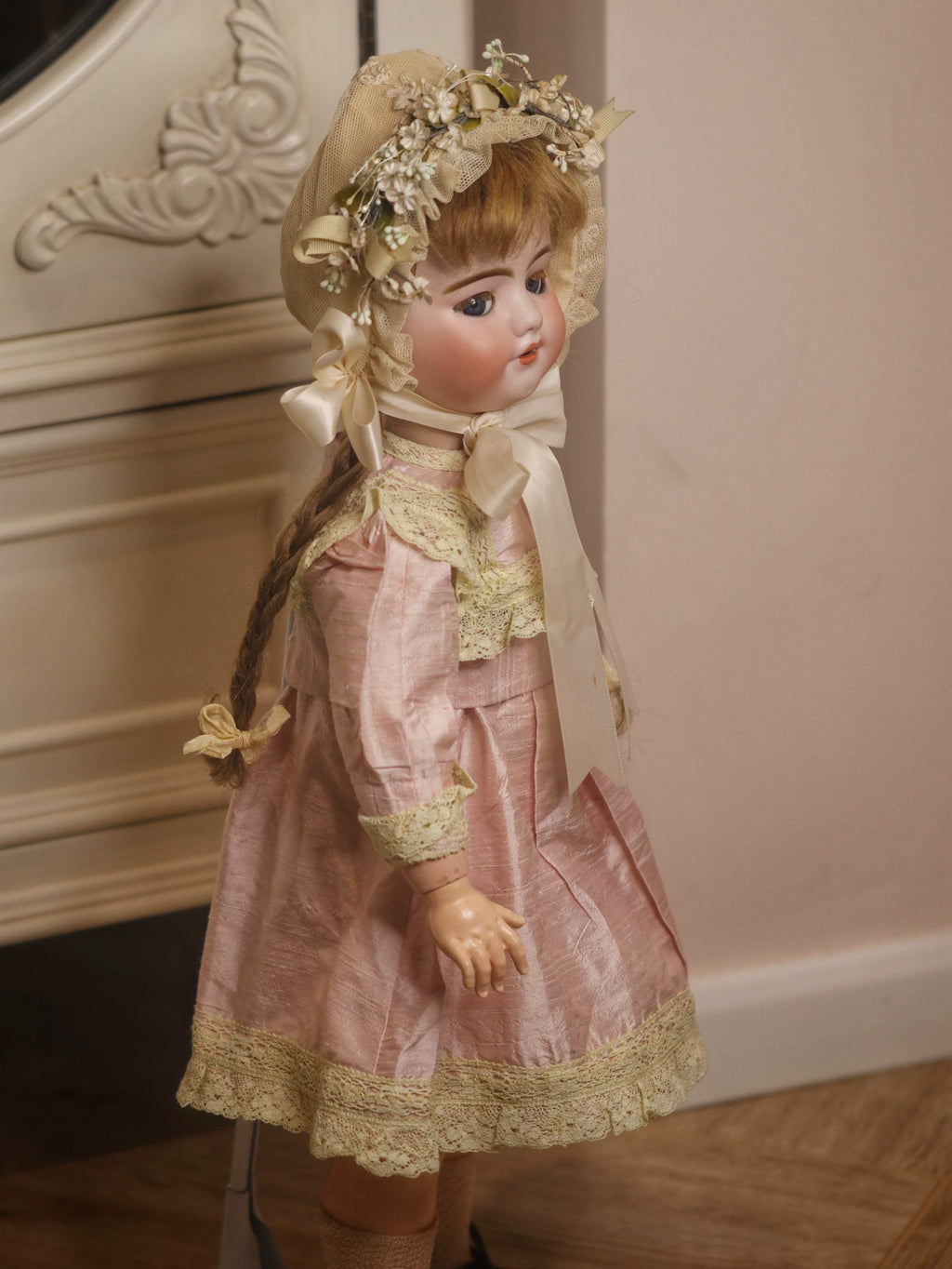 031026-toy-30 Fawa sfbj French antique ceramic doll
