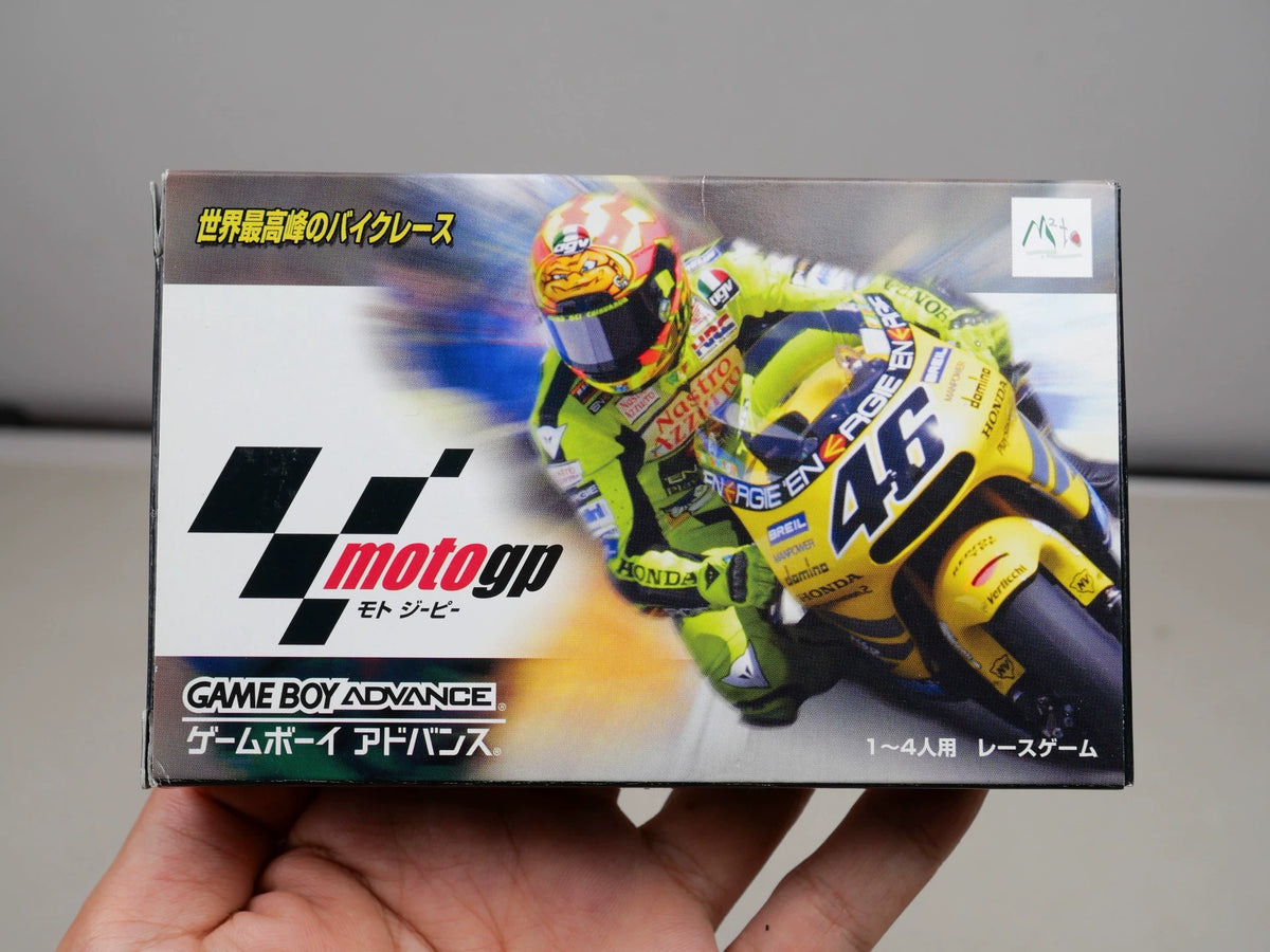 GBA game, motorcycle GP, original genuine cartridge, rare, coloring as shown in the figure, the box is full, the overall condition is very good, the side of the box is slightly indented, the chip memory, the function is normal, and the transparent