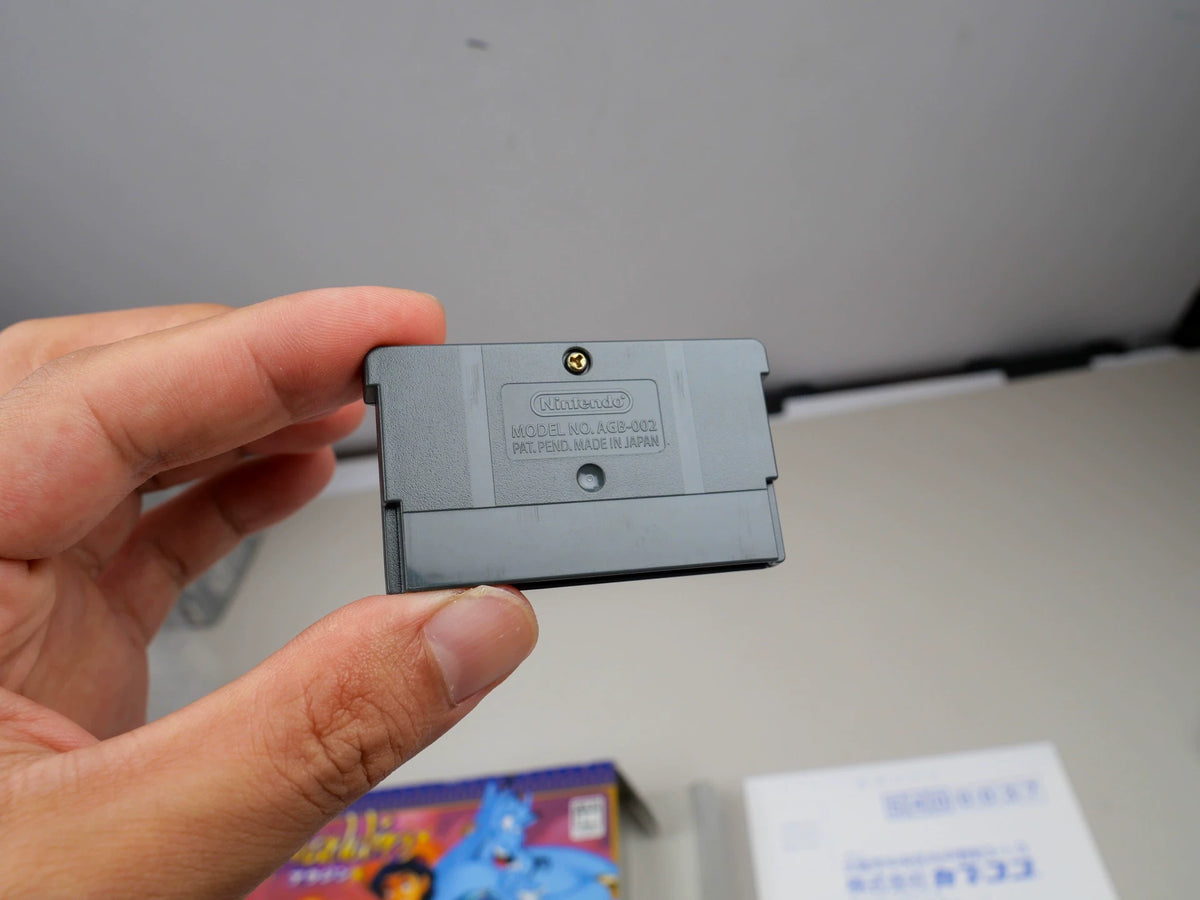 120926-toy-49 GBA game, magic lamp Aladdin, original genuine cassette, rare card, color as shown in the picture, box full, medieval fine, a little damage to the box, chip memory, normal function, transparent protective box included.