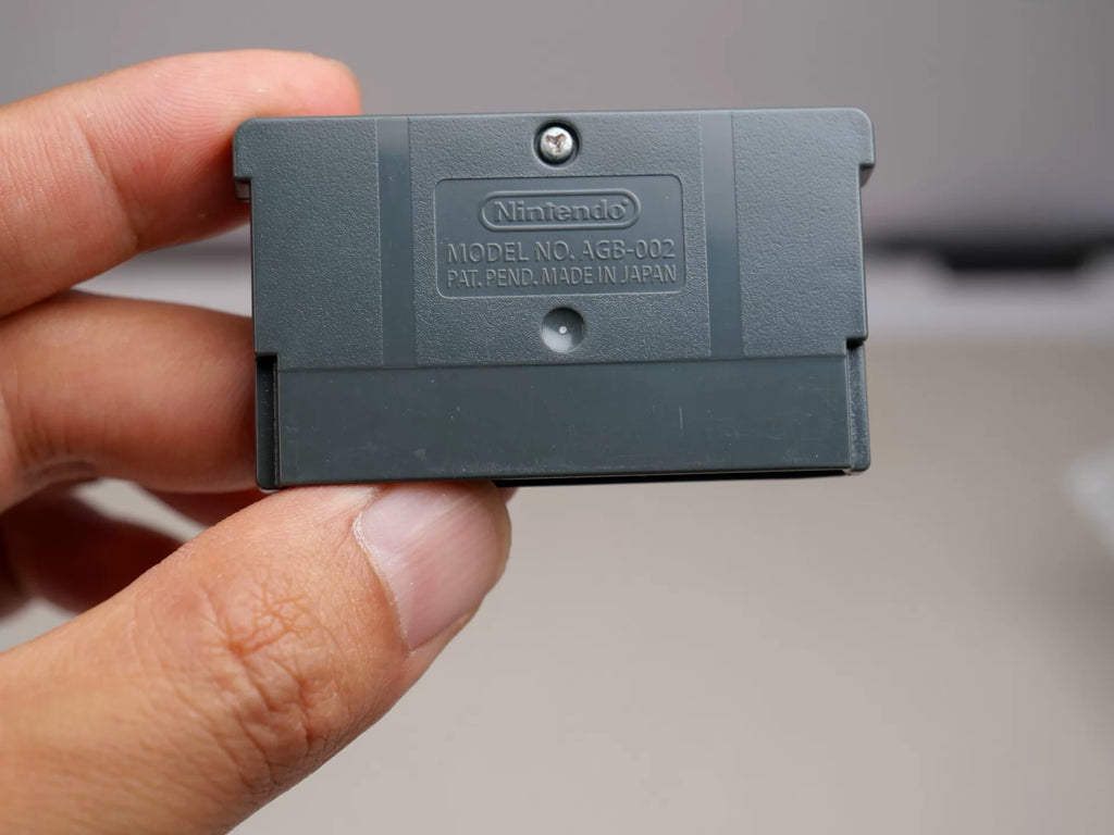 GBA game, husband, hot blood collection 3, original genuine, rare card, color as shown in the picture, the box is full, there are two small cracks on the back of the box, it has been glued, the memory of the chip is normal, the transparent protective box