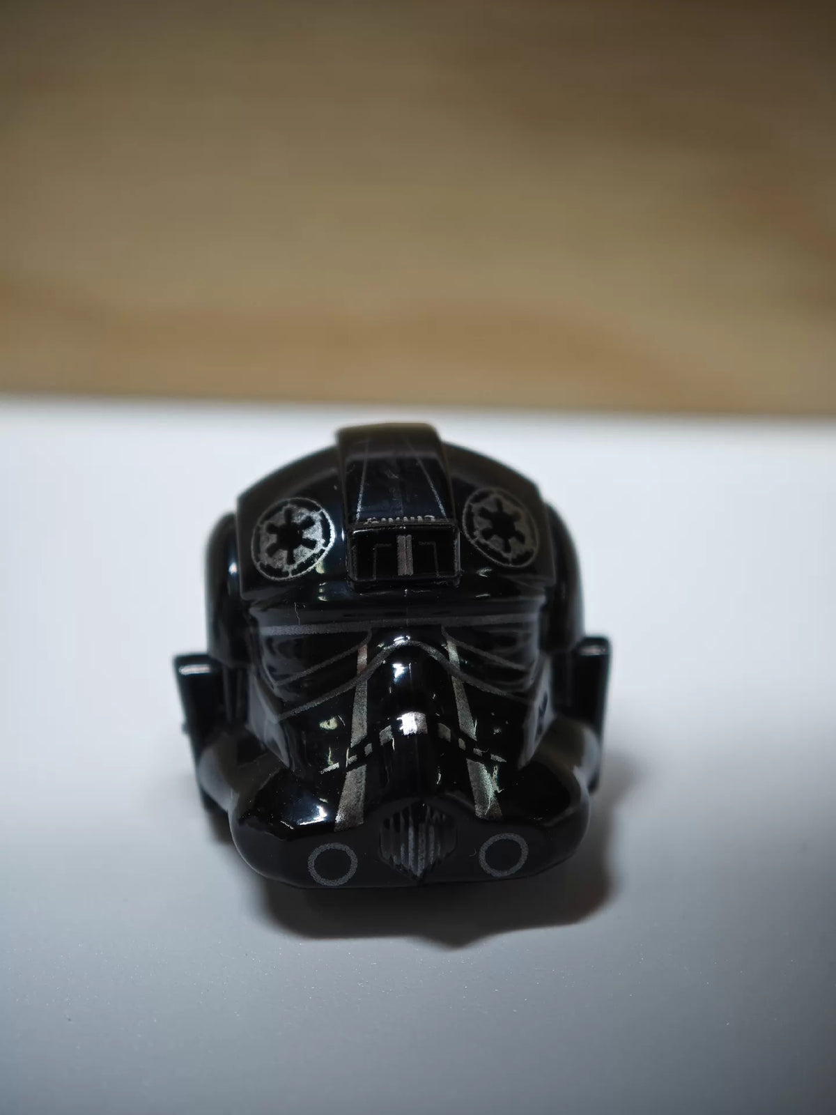 031026-toy-20 SW632 TIE fighter pilot with arm print good no oxidation cracks swing