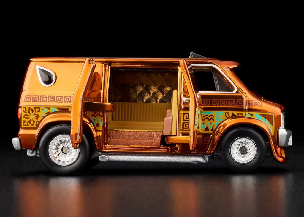 260926-toy-49 Hot Wheels RLC Red Line Club Exclusive 70s Dodge Tradesman Van Plated Orange Four Doo