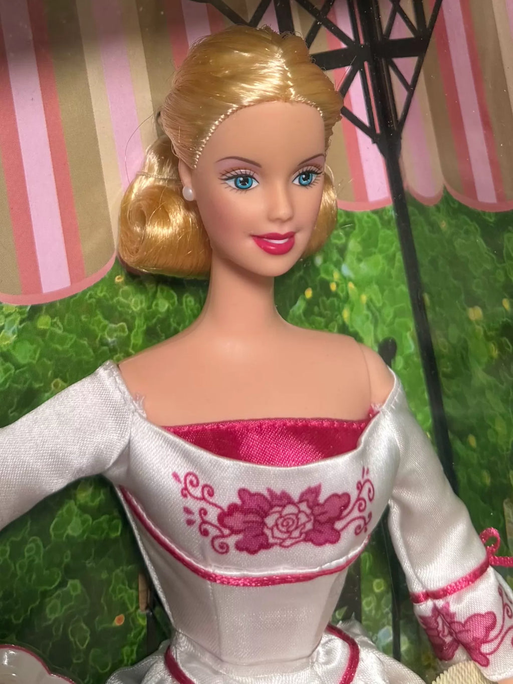 180926-toy-44 Barbie Victoria Afternoon Tea Out-of-Print Collectible Edition Victorian Tea