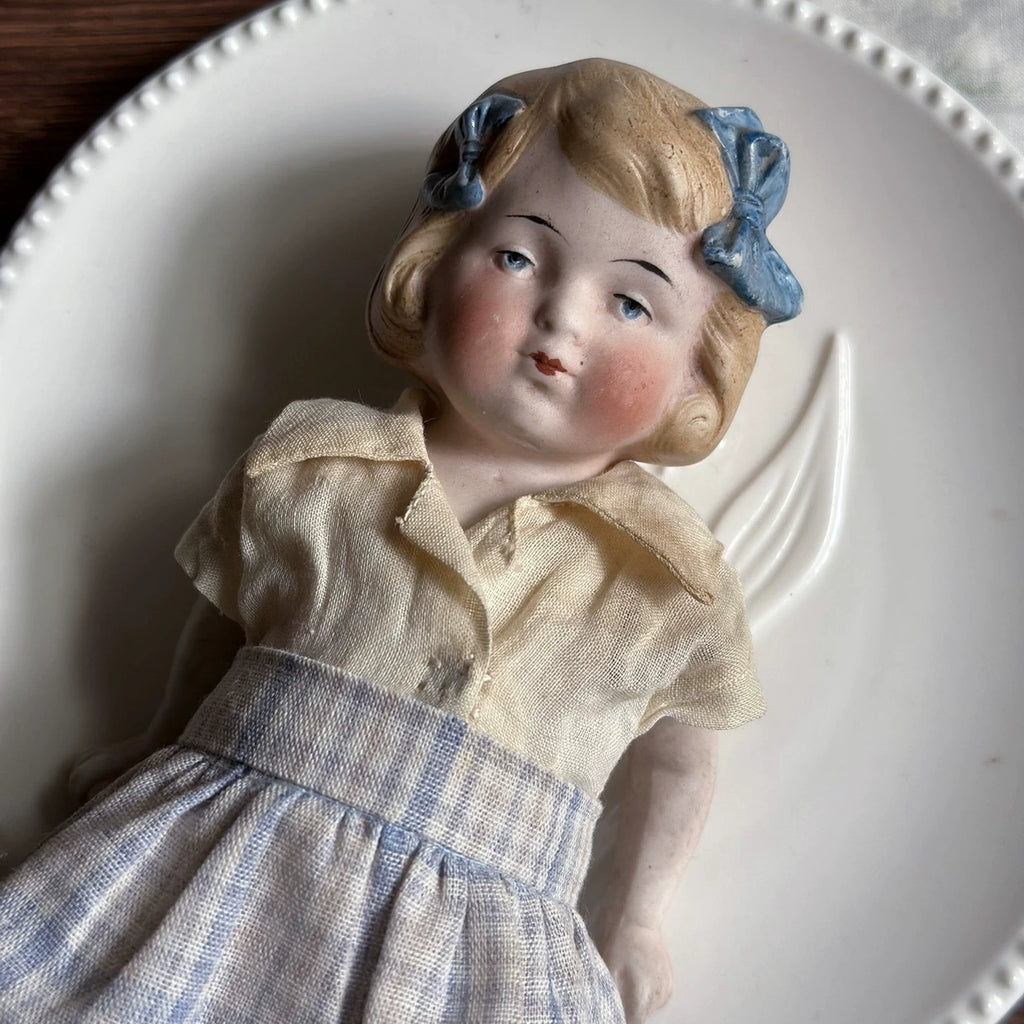 040926-doll-252 German Limbach Double Bow Girl Full Porcelain Doll