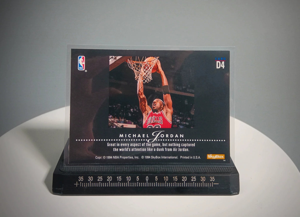 121026-toy-8 Lao Card SkyBox Premium Michael Jordan God of Basketball Large Scale B 1994