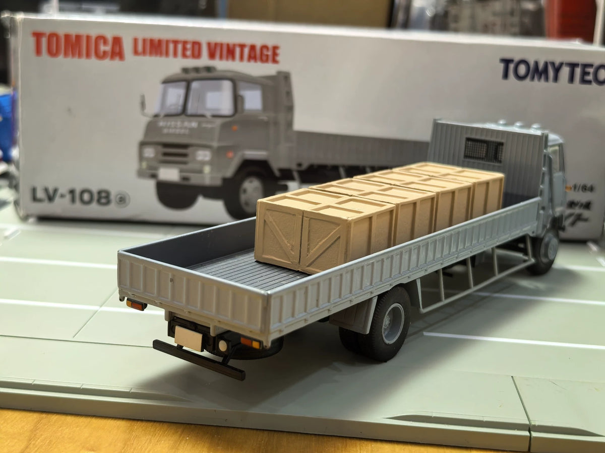 260926-toy-82 Tomica Limited Vintage TLV LV-108a Truck Tommy 1/64