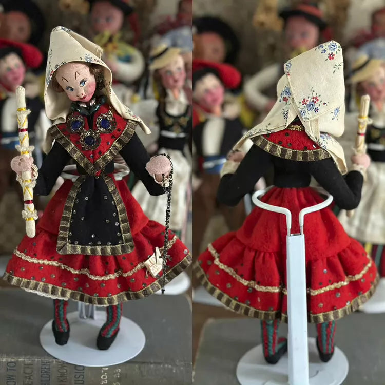 040926-doll-70 Spanish Klumpe Colompe Doll Felt Drawing Eye Doll