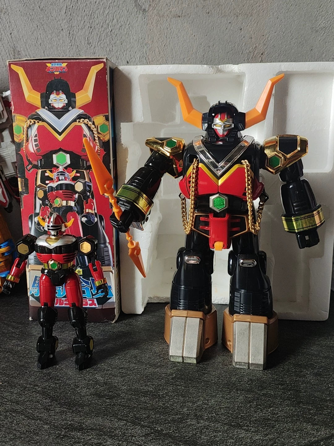 101026-toy-1 DX Super Alloy Rider Fit Bruta Ullas Star Beast Black Bull