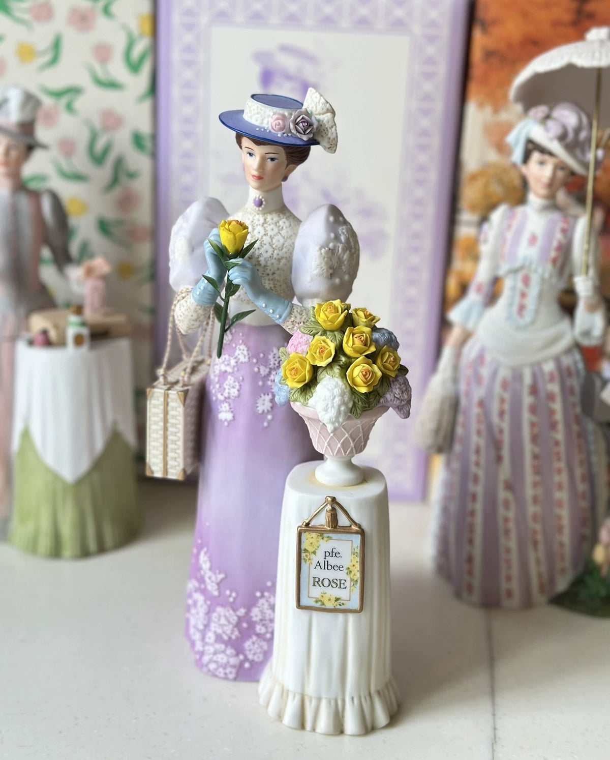 040926-doll-65 Avon Women's Porcelain Puppet Western Antique Women's Boudoir Vintage Ornaments