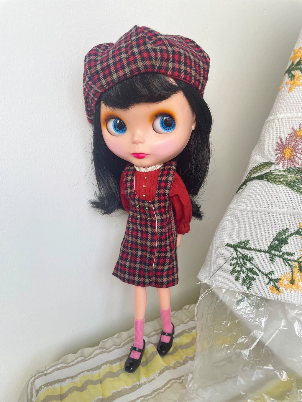 081026-toy-5 Blythe makeover bl arkin big gold dash flyman mondrian hollywood original dol