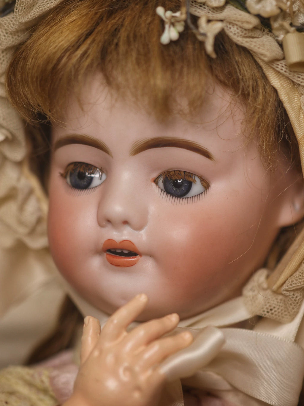 031026-toy-30 Fawa sfbj French antique ceramic doll