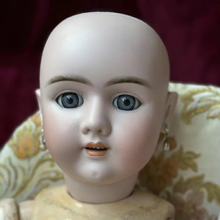 040926-doll-186 Handwerck 109 DEP 30