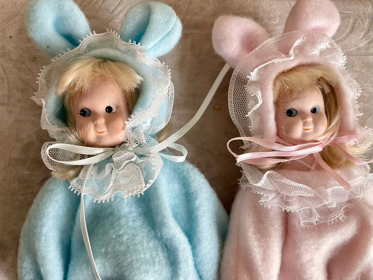 210926-toy-57 pair of rabbit-shaped antique porcelain dolls about 21cm tall