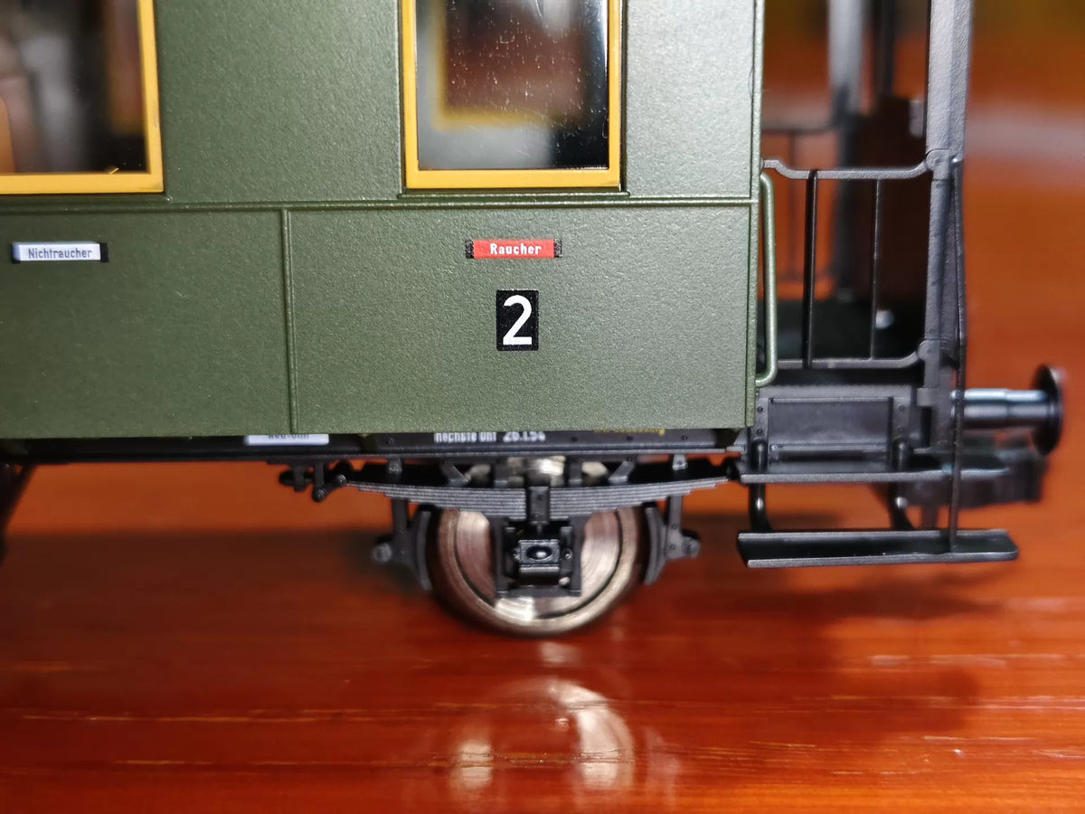 051026-toy-2 Fleischmann two-axle bus 1 section HO proportion