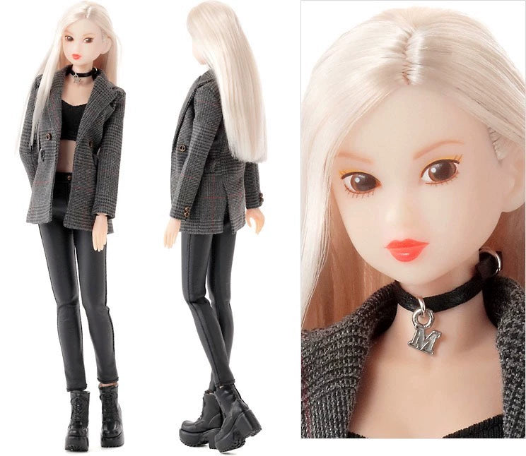 121026-toy-24 MomokoDOLL peach doll girl pop black panther sister