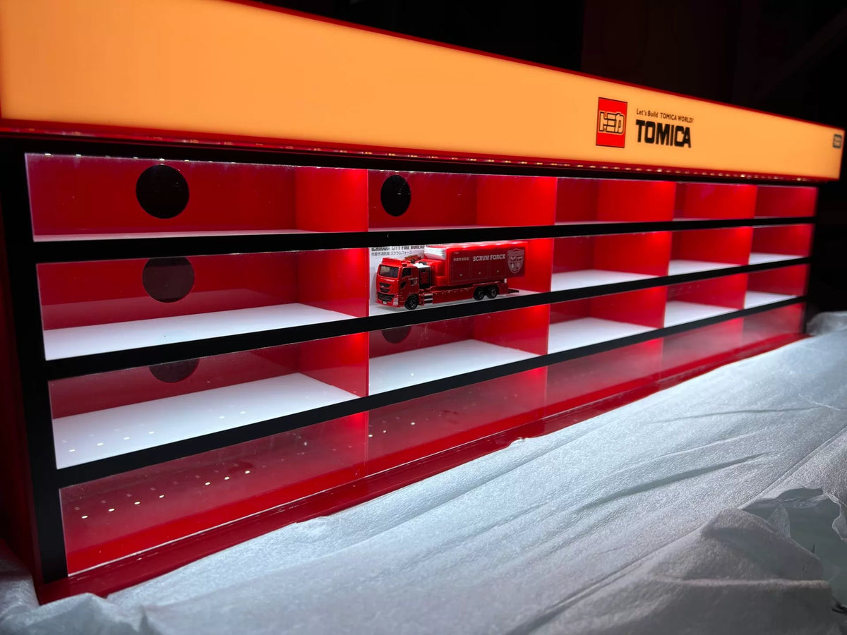 260926-toy-1 Tomica Domeka car model display cabinet specially placed long box