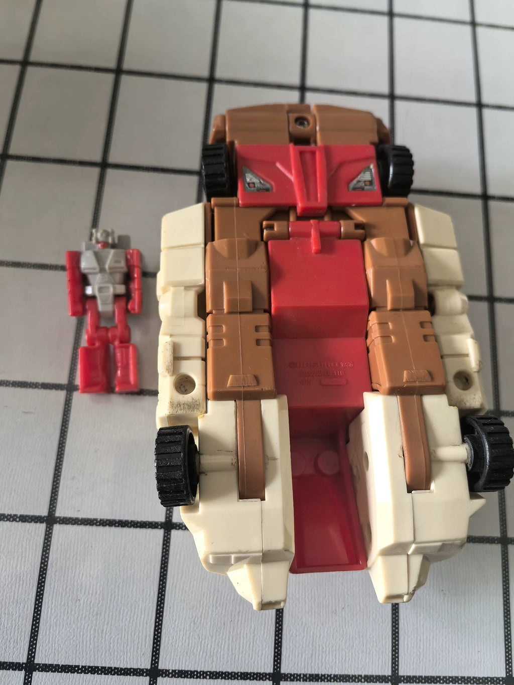 260926-toy-71 Transformers G1 leader warrior old toy Guo Wen Nanhai version no weapons the main b