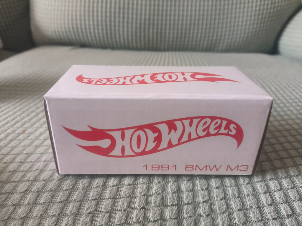 260926-toy-46 Hot Wheels RLC Hotwheels 1/64 BMW M3 E30 1991