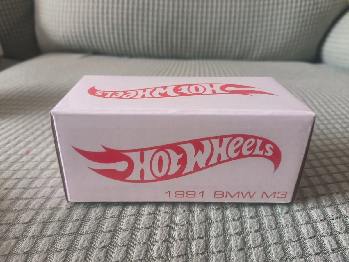 260926-toy-46 Hot Wheels RLC Hotwheels 1/64 BMW M3 E30 1991
