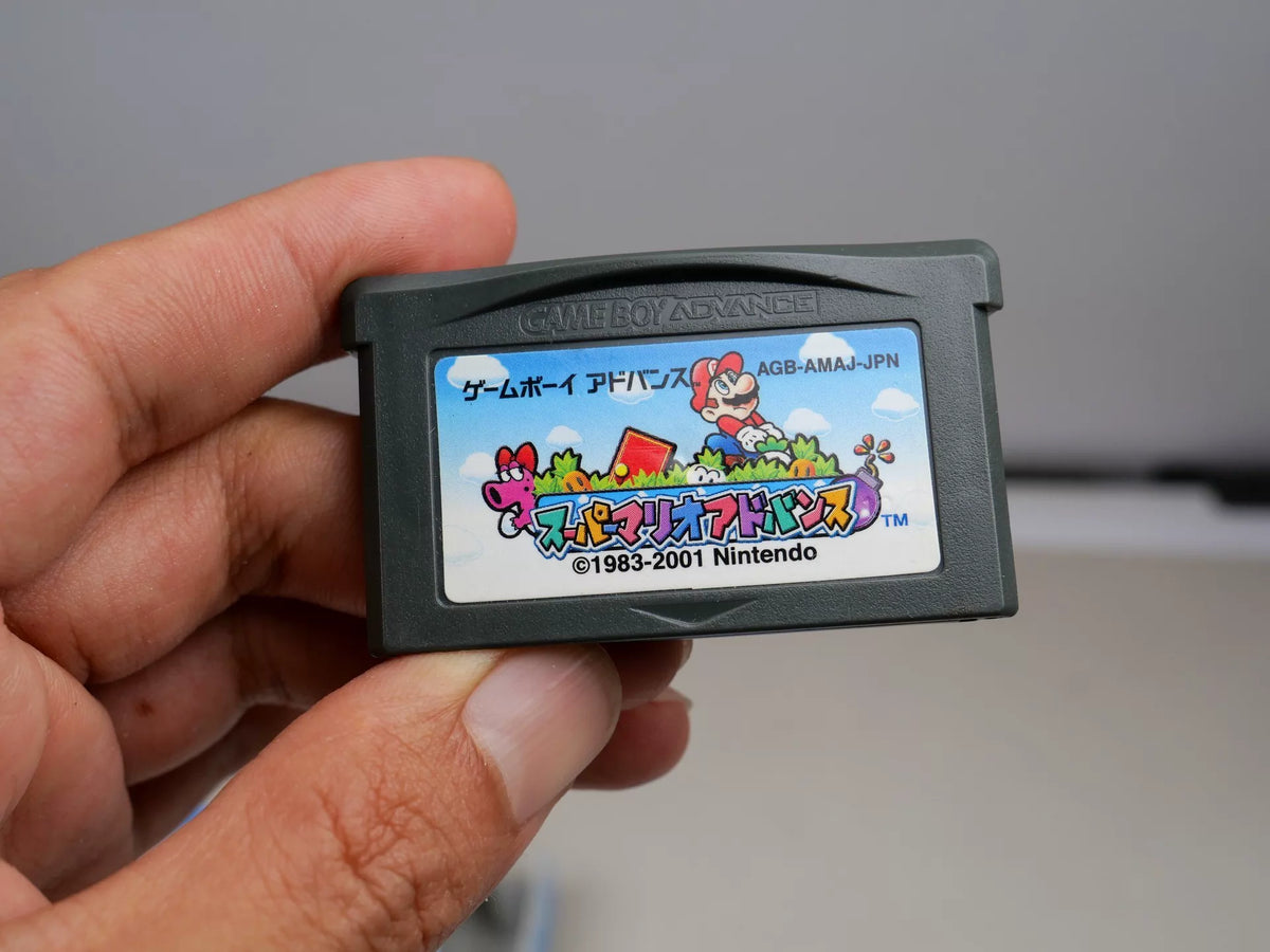 120926-toy-44 GBA game, Super Mario Bros. A1, original genuine, color as shown in the picture, full box, slight damage to the box, cassette chip memory, normal function, free shipping transparent protective box.