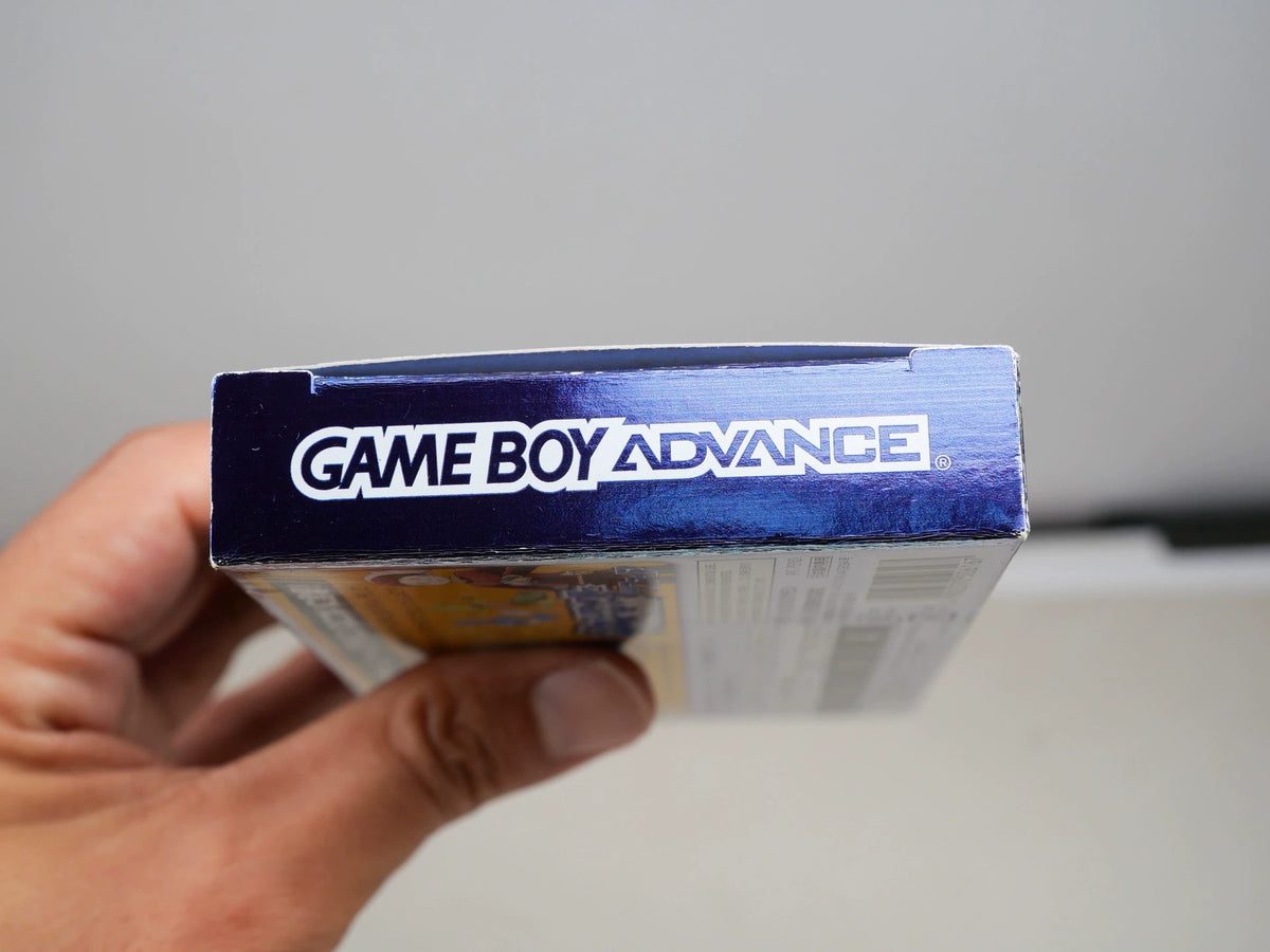 GBA game, Pokemon, Sapphire, original genuine cassette tape, color as shown, box said yes, paper is incomplete, there is some wear on the upper edge of the front of the box, the is normal and archived, and the transparent protective box is shipped.