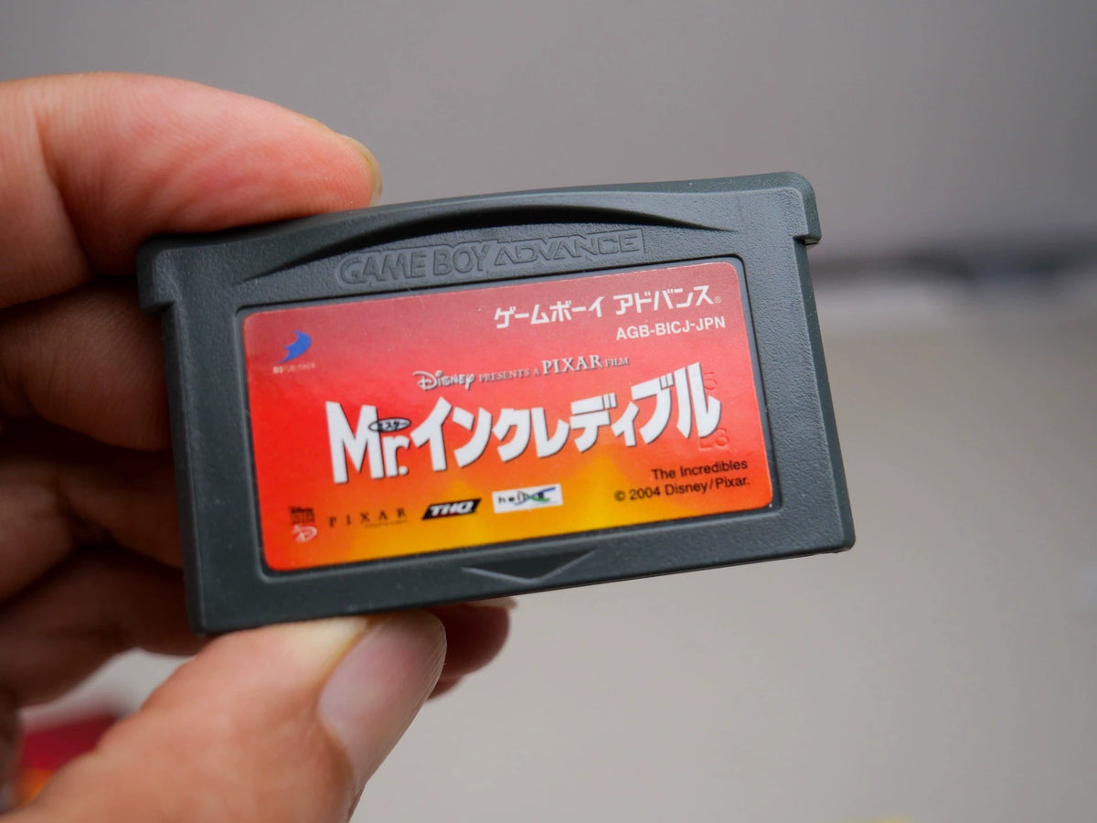 120926-toy-57 GBA game, Superman secret team, original genuine cassette, color as shown in the picture, box full, medieval beauty, chip memory, normal function, transparent protective box included in shipping.