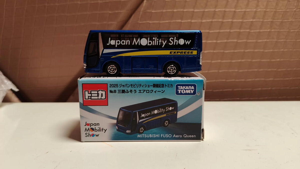 150926-toy-17 TARATA TOMY Japan Mobility Show MITSUBISHI FUSO AERO QUEEN
