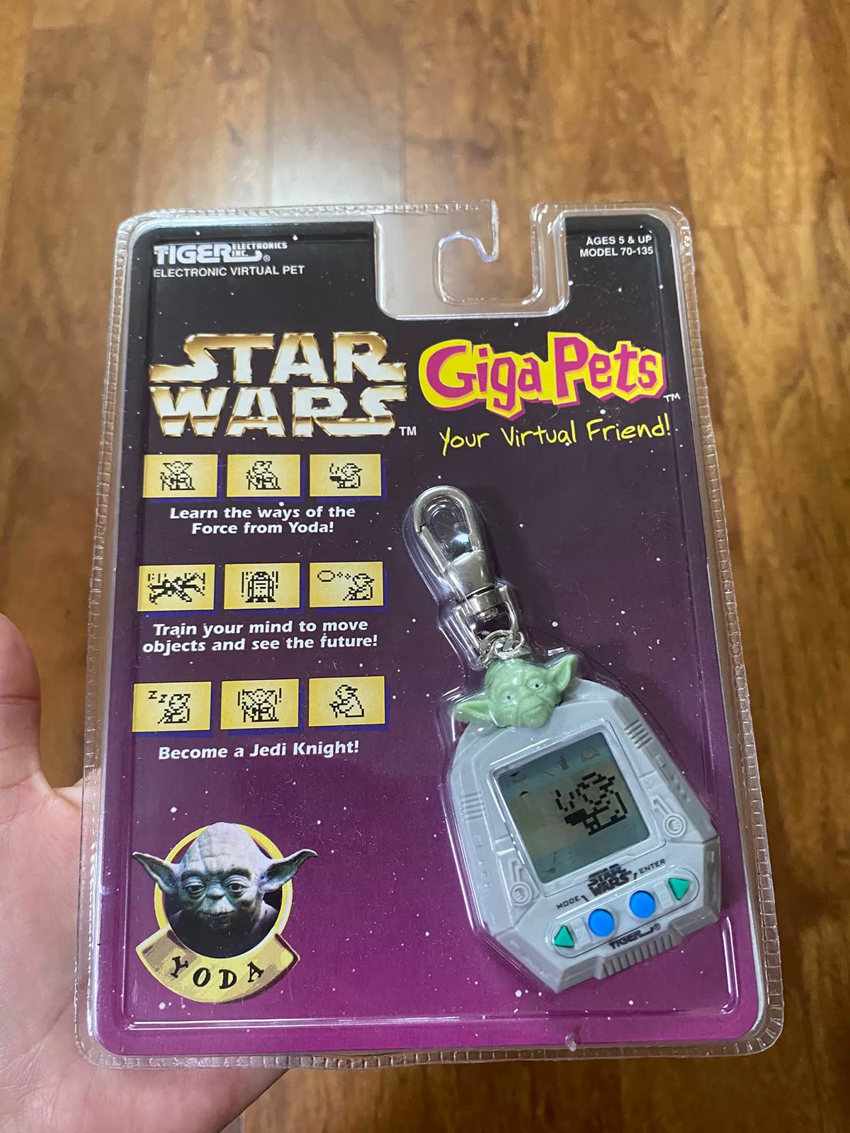 210926-toy-24 Tamagotchi gamewatchTIGER electronic pet Star Wars non-topma songs company