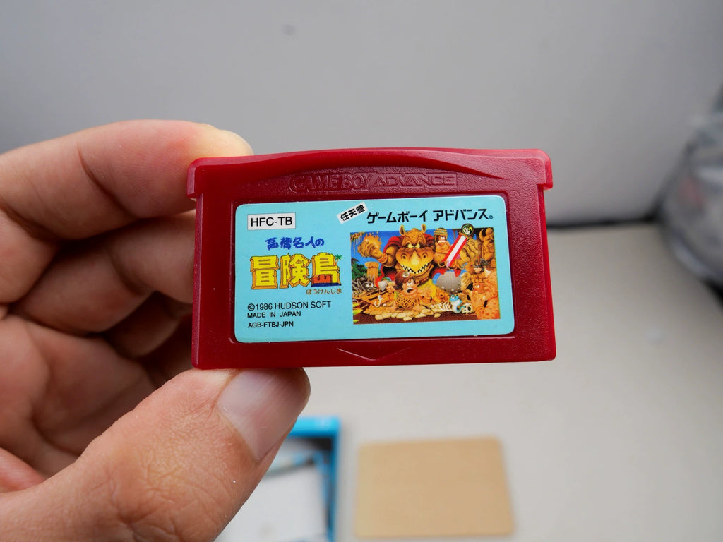 120926-toy-22 GBA game, FC mini series of Takahashi celebrity adventure island, genuine cassette, red and white machine classic as shown in the figure, the box is full, the state is good, the function is normal, free shipping.