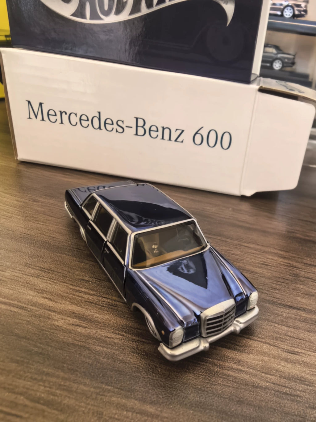 260926-toy-48 Hot Wheels RLC mercedes benz 600