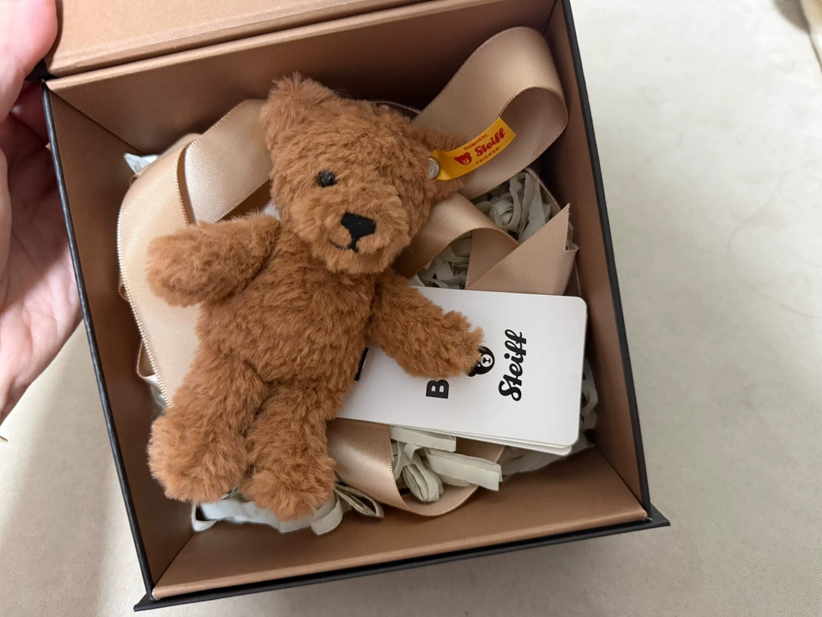 260926-toy-17 Steiff Boss co-branded Wang Shun Tong bag hanging