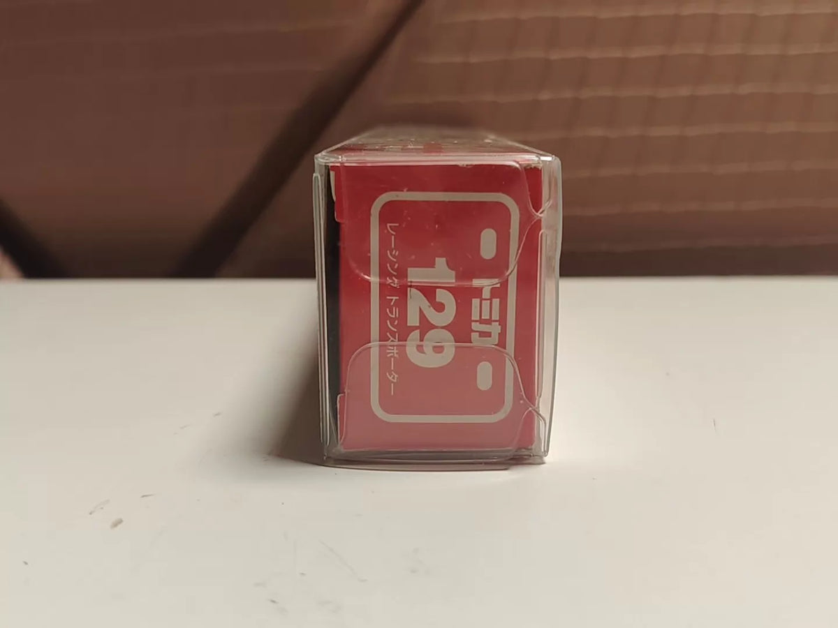 150926-toy-135 TOMICA 129 RACING TRANSPORTER