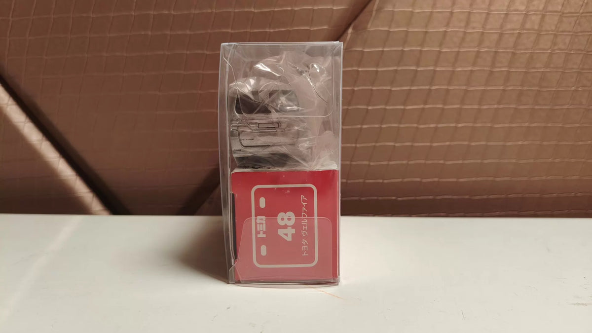 150926-toy-145 TOMICA 48 TOYOTA VELLFIRE