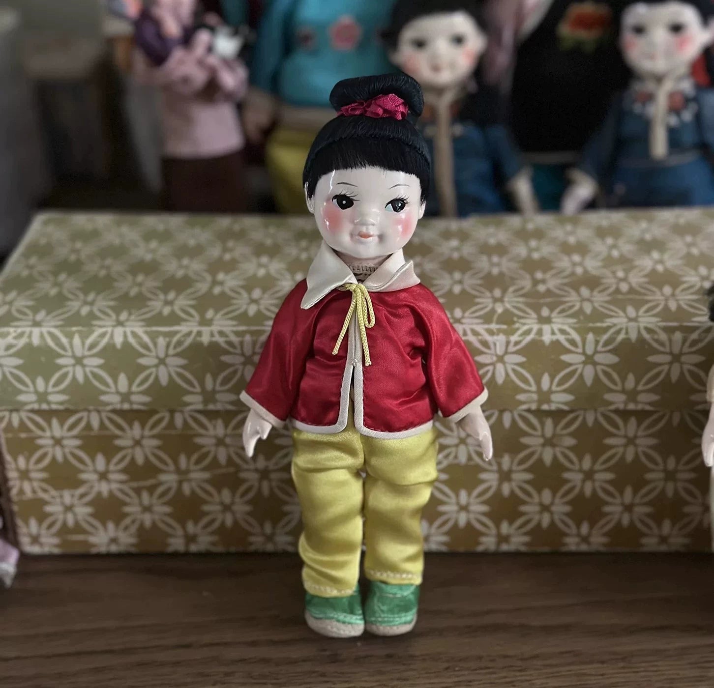 040926-doll-51 Antique Dolls Chinese Ethnic Dolls Embroidered Dolls