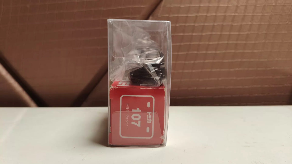 150926-toy-92 TOMICA 107 TOYOTA VOXY