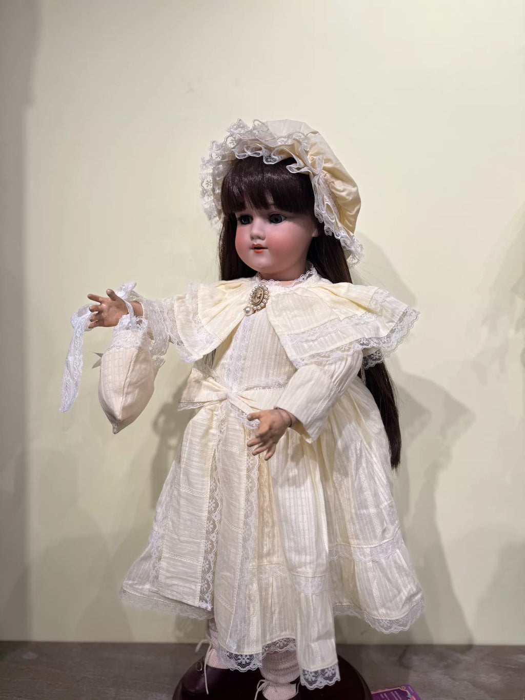 210926-toy-58 Antique Ceramic Doll German Centennial Soup Clothes