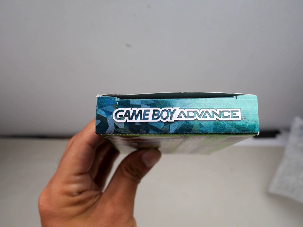 120926-toy-38 GBA game, Pokemon, Emerald, original Japanese card tape, color as shown in the picture, box said yes, with communicator, incomplete paper, some damage to the box, normal and archive, transparent protective box shipped.
