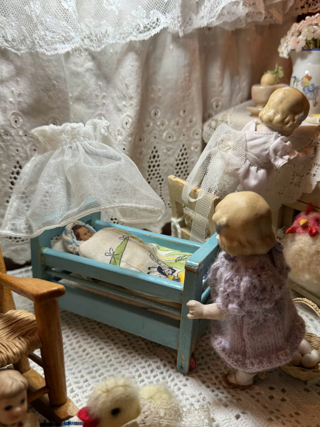 021026-toy-27 Blythe German antique doll house accessories size mini push bed 10.5x7.5x6.5